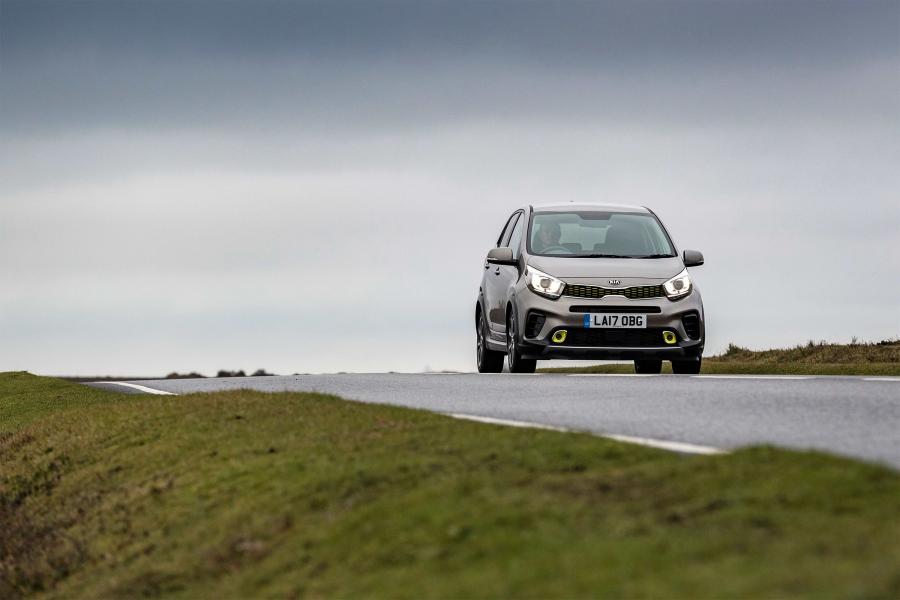  Kia Picanto X-Line S (JA) 2018 года  (UK) (фото 6 из 25)